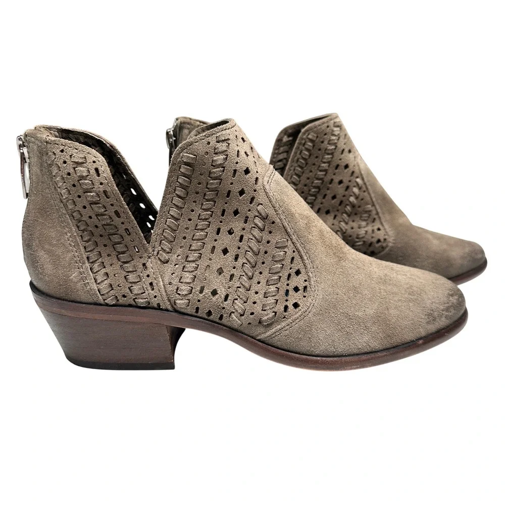Vince Camuto Women's 7 Leather Cut Out Ankle Booties Prasata Suede Boho Western
